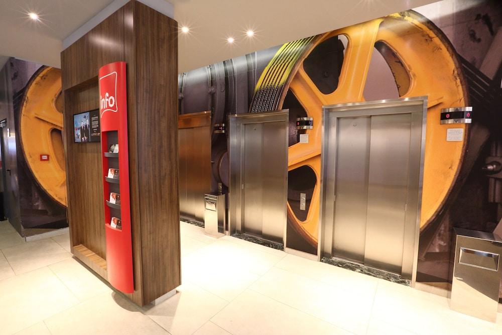 Hotel Ibis Buenos Aires Obelisco Esterno foto