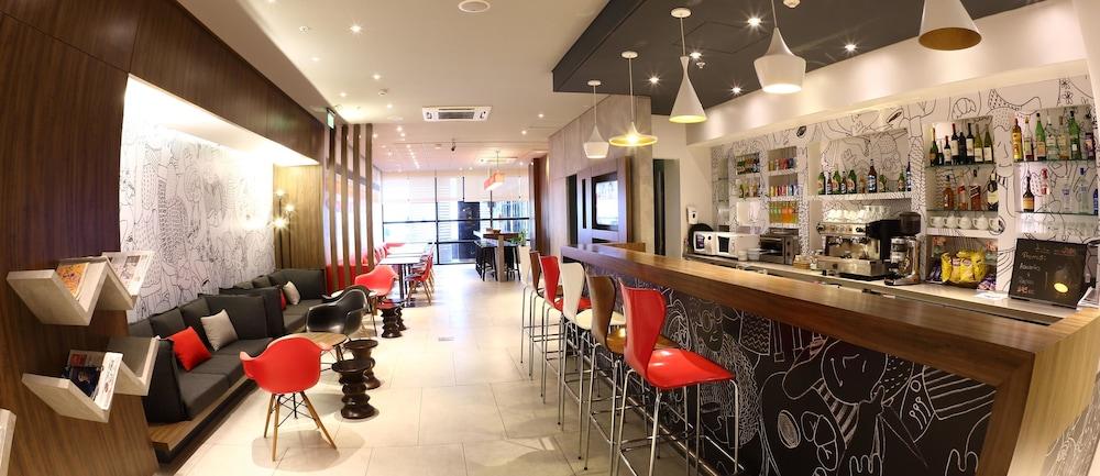 Hotel Ibis Buenos Aires Obelisco Esterno foto
