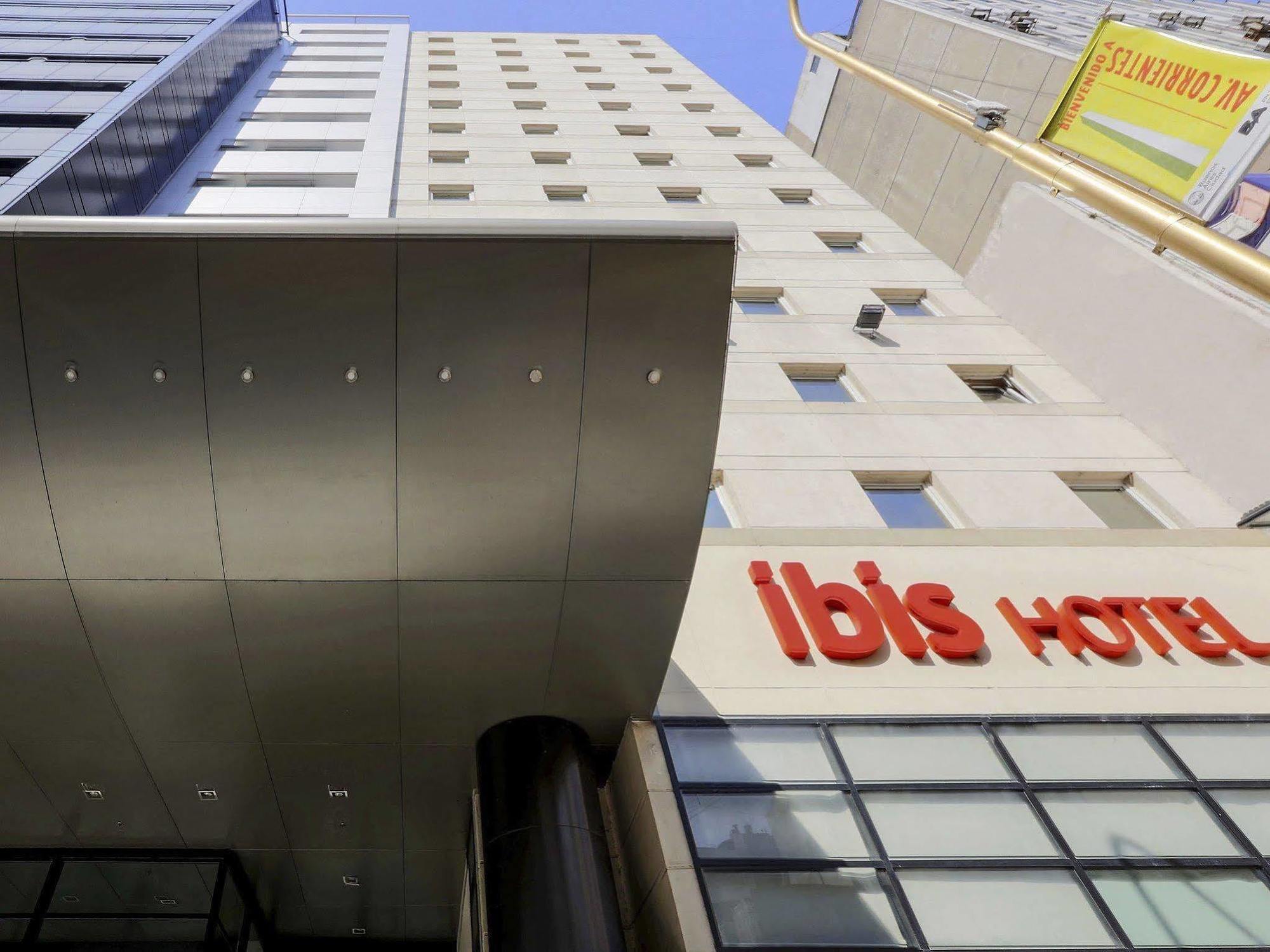 Hotel Ibis Buenos Aires Obelisco Esterno foto